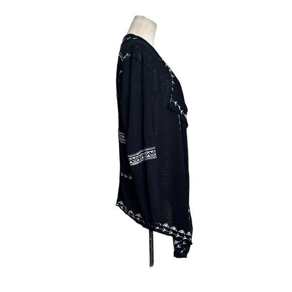 Haute Project Los Angeles black white embroidered asymmetrical cardigan size M - Picture 6 of 7